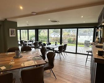 The Kenmuir Arms Hotel - Newton Stewart - Restaurant