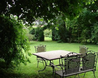 Charming Gite At The Heart Of The Loire Castles (And Close To The Beauval Zoo) - Cour-Cheverny - Патіо