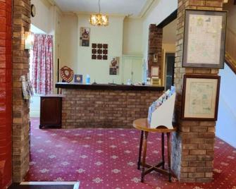 The Limes County House Hotel - Market Rasen - Reception
