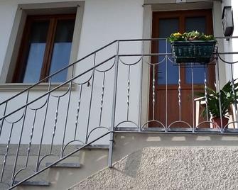 Casa della Nina - Argegno - Edificio