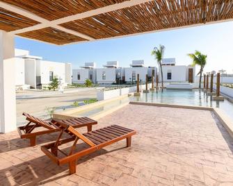 Casa Nirvana - Puerto Arrecife - Chelem - Bể bơi