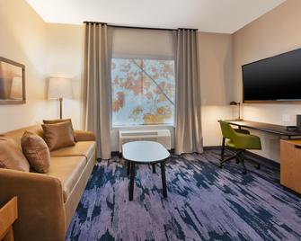 Fairfield by Marriott Inn & Suites Grand Rapids North - Walker - Вітальня