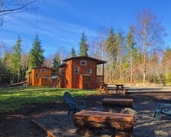 Sol Duc Den- East · Sol Duc Den-East, A tiny cabin with big adventures - Forks