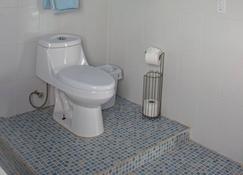 Tropical Island Getaway Suite - Taboga Island - Bathroom