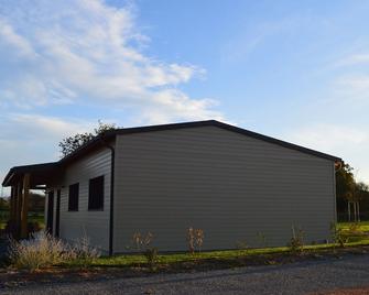 Gite Pouligny-Saint-Martin, 3 bedrooms, 8 persons - Pouligny-Notre-Dame - Bâtiment