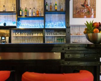 Irene Bed & Breakfast Tisno - Tisno - Bar