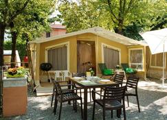 Camping Del Sole - Iseo - Patio