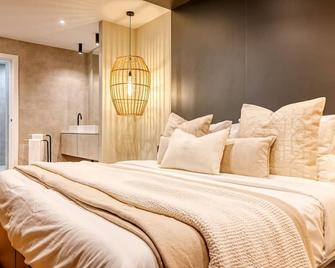 Machico Fachos View, a Home in Madeira - Machico - Sypialnia