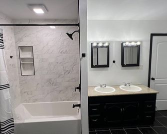Peaceful home in mount bethel, PA - Mount Bethel - Baño