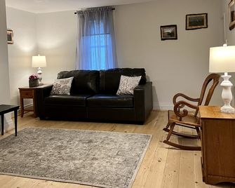 Cozy Farmhouse - Sarver - Living room