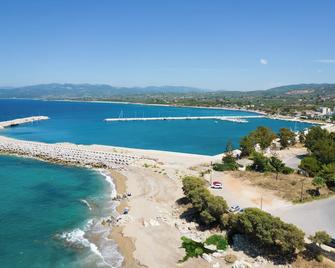 Elegant Beach Hotel - Kyparissia