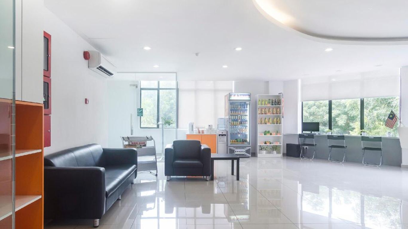 1 Orange Hotel Sungai Buloh