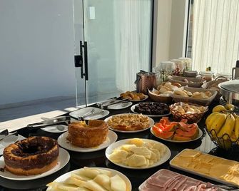 Pousada Vila Palmital - Paraty - Buffet