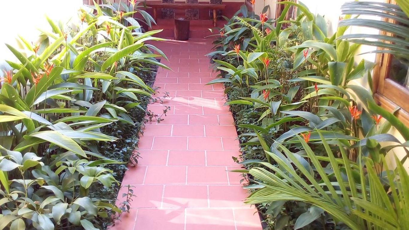 Lien Tho Guest House