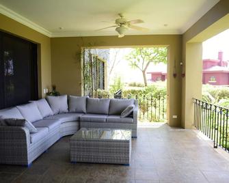 Luxury ocean-view 4br condo in stunning Reserva Conchal! - Cabo Velas
