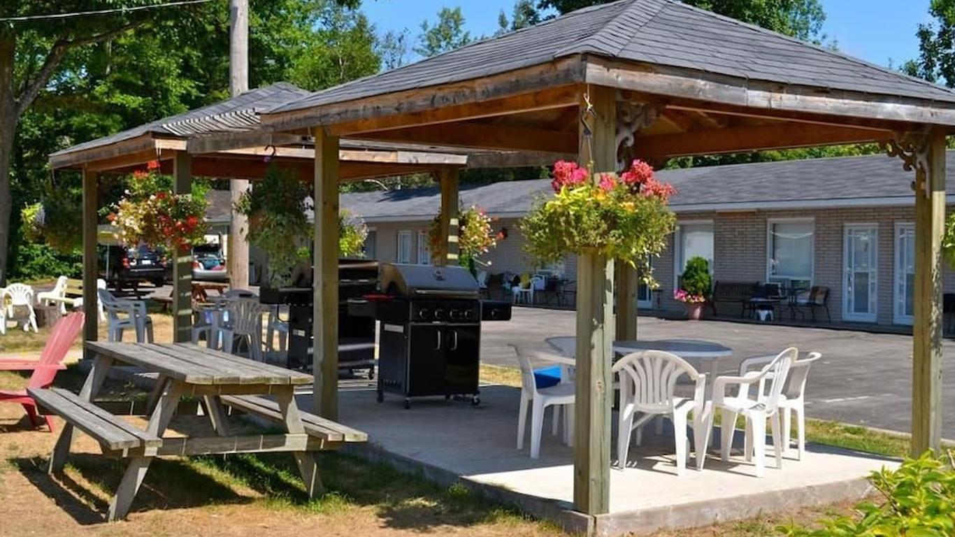 Wasaga Beach Inn And Cottages