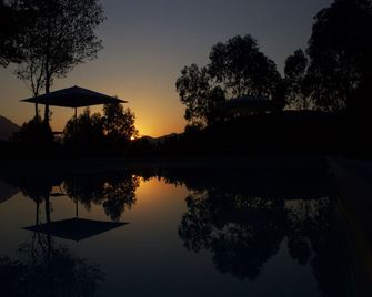 Il Nibbio Reale Country House - Cervaro - Vista del exterior