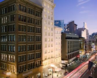 تاج كامبتون بليس - سان فرانسسكو - مبنى