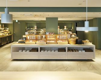 Vessel Inn Takadanobaba Station - Tokyo - Buffet
