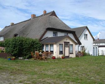 Apartment - House Karl Heinz Striesow - Hiddensee - Gebäude
