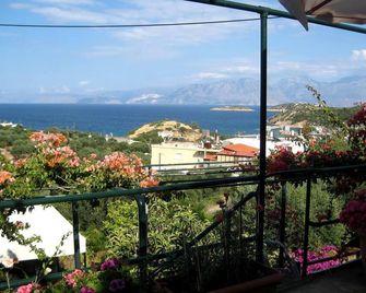 Villa AMALIA #2, Quiet place for relaxing holidays - Agios Nikolaos - Balcony