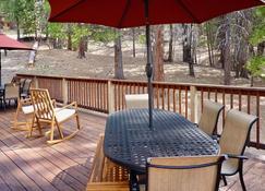 Arrow Lodge - Yosemite Valley - Patio