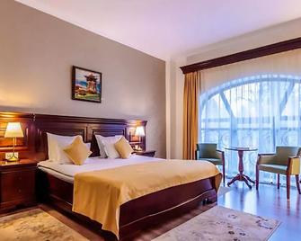 Grand Hotel Sofianu - Râmnicu Vâlcea - Bedroom