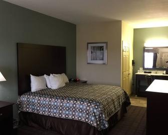 Pearsall Inn And Suites - Pearsall - Schlafzimmer