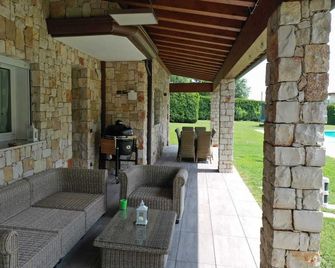 Villa With Pool - Wanderlust - San Pietro di Feletto - Innenhof