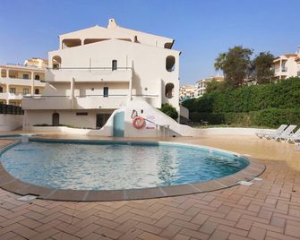 Apartment 'Olhos Do Mar Terrasse Vue Mer' with Sea View, Wi-Fi and Air Conditioning - Armação de Pêra - Pool