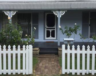 Lavender Cottage Patonga - Pearl Beach - Edificio