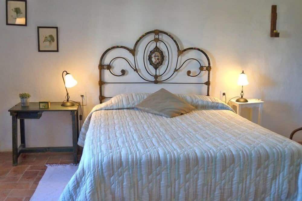 Casa Mas del Pi - Charming Catalan holiday home near the Costa Daurada-coast - Nulles - Kamar Tidur