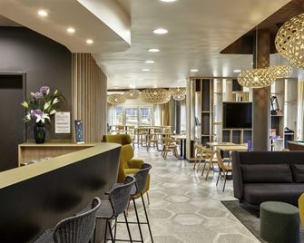 Aparthotel & Spa Adagio Vannes - Plescop - Bar