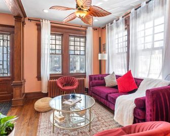 8br 3ba Classic By Tropicana, Boardwalk, Beach - Atlantic City - Sala de estar