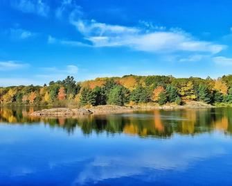 Maciver's Motel & Campground - Blind River