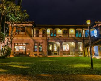 Chalucet Castle Hostel - Ji'an Township - Edificio