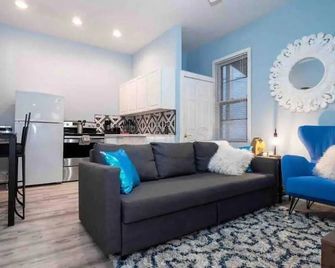 Jungle House Luxury Stays - Columbus Downtown Short North - Columbus - Sala de estar