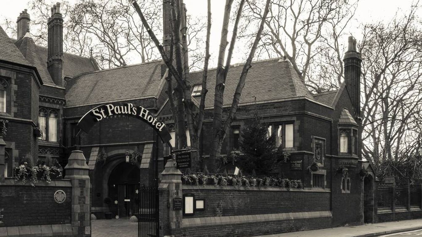 St Paul's Hotel