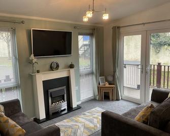 Brambles Holiday Lodges - Paignton