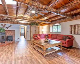 Relax at Aspen Creek- Private Hot Tub - Nathrop - Sala de estar