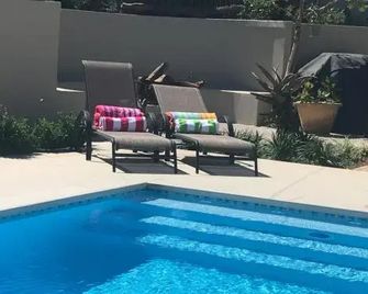 Cornerstone Manor - Grahamstown - Pool
