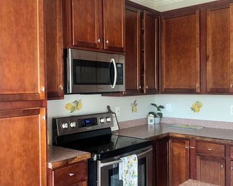 Spacious 3 Story house near ATL with Balcony , Home Gym & More - Adairsville - Küche