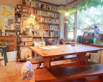 The Otaornai Backpacker's Hostel Morinoki - Otaru - Ruokailuhuone
