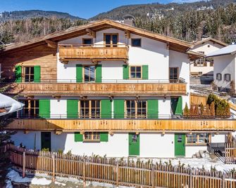 Detached chalet, sunny location with sauna - Kirchberg in Tirol - Bâtiment