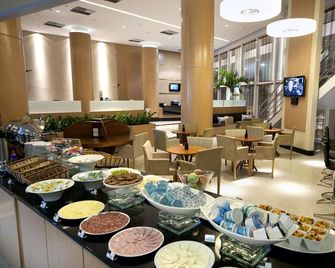 Quality Hotel Vitoria - Vitória - Buffet