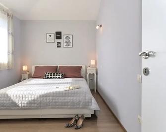 Mar deLuxe Apartments - Trogir - Chambre