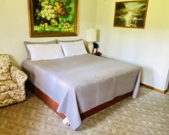 Black Hills Motel at Quail's Crossing - Hill City - Ložnice