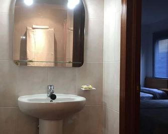 B&B Yeguada La Parrilla - San Lorenzo de El Escorial - Baño