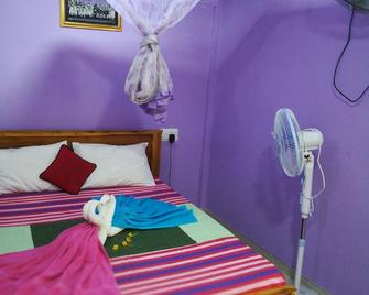 Tiny Holiday Resort - Dambulla - Habitación
