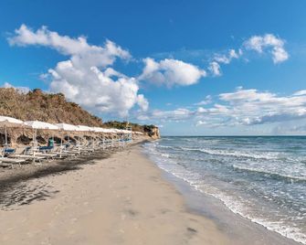 Voi Alimini Resort - Torre Dell'Orso - Spiaggia